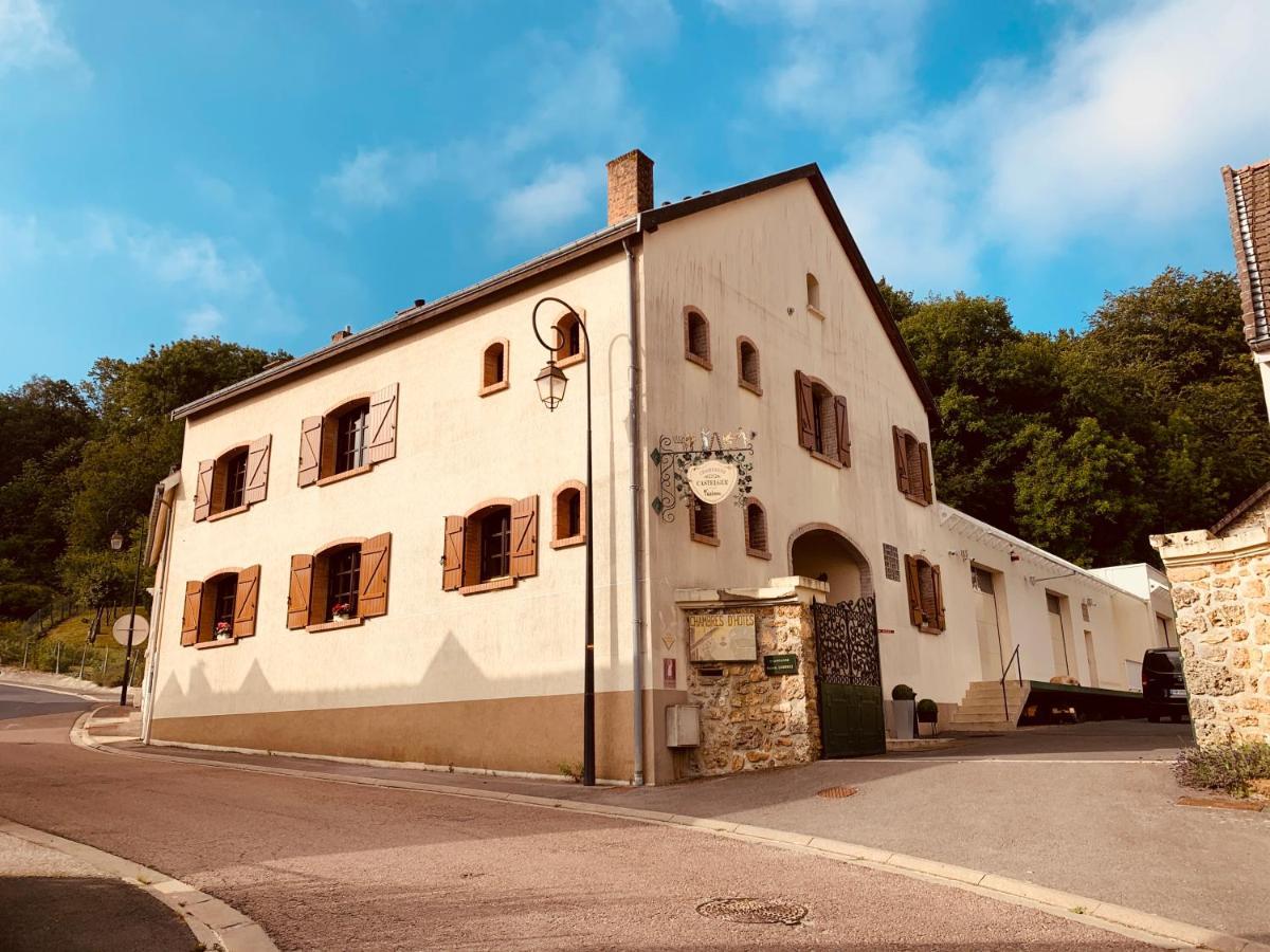 Castelger Bed & Breakfast Vauciennes  Exterior photo